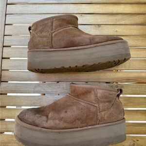 Ugg Classic Ultra Mini Platform Size 10
